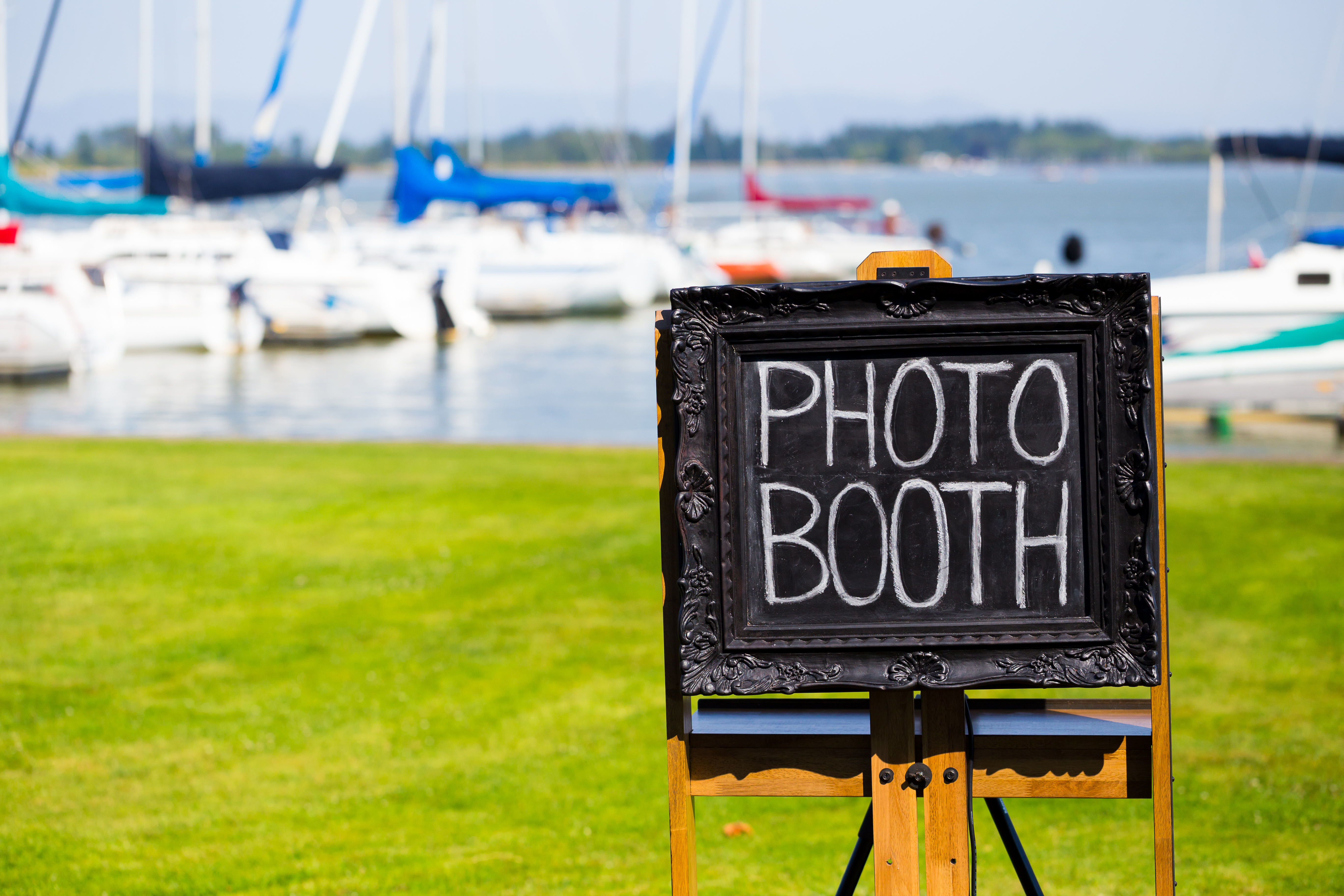 Book your pro photo booth in Hollister CA today!
